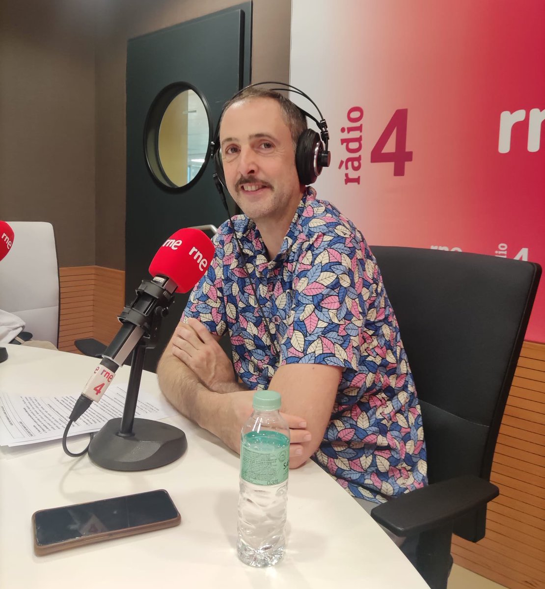 Us agrada la camisa d’estiu de <a href="/quiquemacias80/">Quique Macías</a>? Creieu que està preparat per fer bolos als xiringuitos?