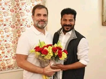 Anuradha_Patel9's tweet photo. हमने तेलंगाना की जनता से वादा किया था कि राज्य में जनता की सरकार बनेगी और जनता के लिए काम होगा।

हमने जनता से जो वादे किए थे, उसे निभा रहे हैं 👇

✅ किसानों का 2 लाख रुपए का कर्ज माफ
✅ 500 रुपए में सिलेंडर 
✅ 10 लाख रुपए तक मुफ्त इलाज
✅ महिलाओं को फ्री बस यात्रा

आपकी कांग्रेस, आपके लिए काम कर रही है।