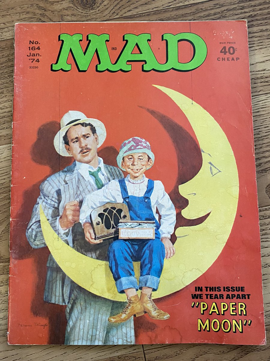 Kaukahiyutaka's tweet photo. ホノルルの図書館市にて、MAD誌を見つけた。アメリカの笑いの原点・・なんてね。ファンコポップと並べてみた。#ハワイ #ホノルル #ファンコポップ #マッドマガジン #hawaii #honolulu #funkopop @OriginalFunko #librarysale #MADmagazine https://t.co/ZYDiXv5AQ2