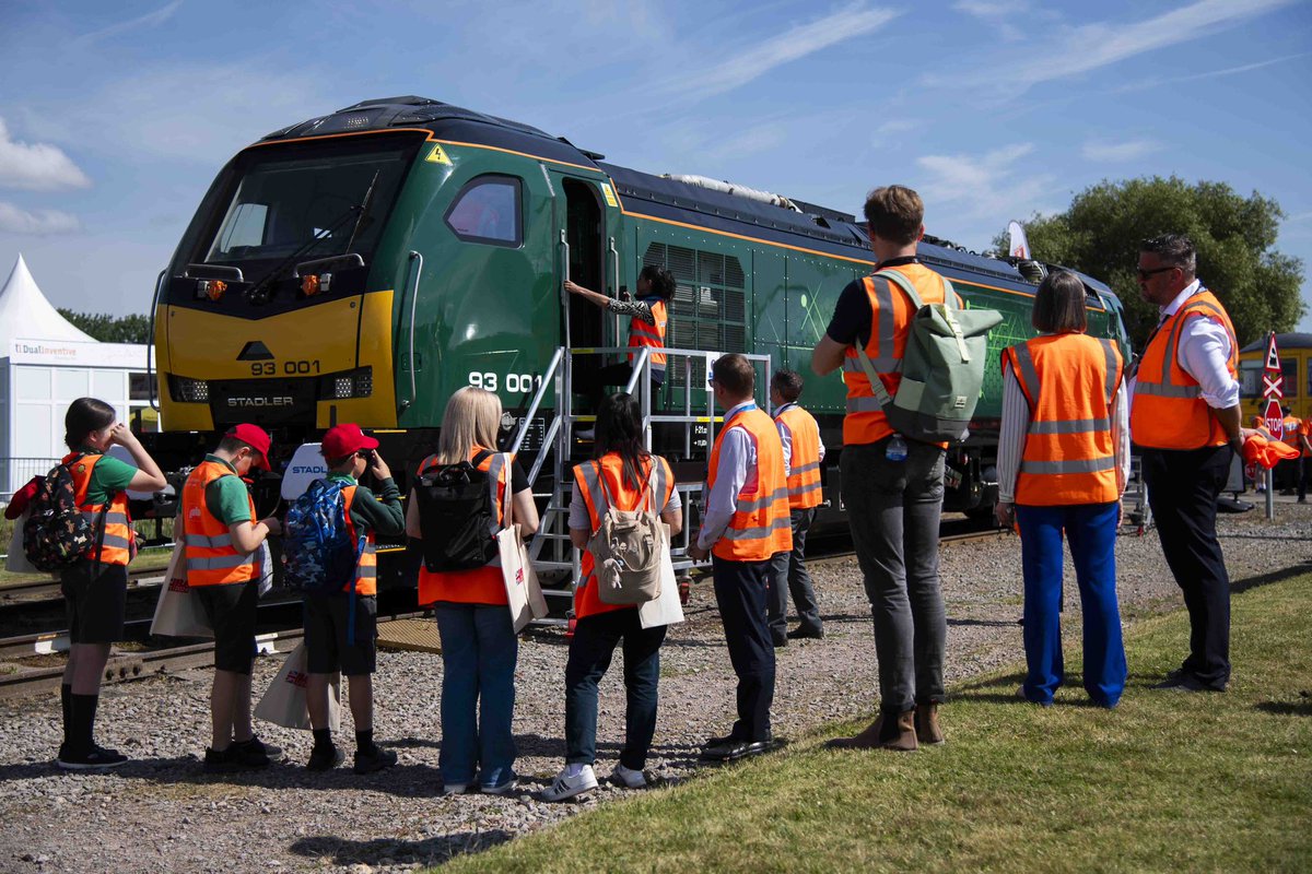 Inspiring the next generation at #raillive2024 Stadler class 93001 <a href="/stadlerrail/">SR</a> <a href="/RailOpsGroup/">Rail Operations Group</a>