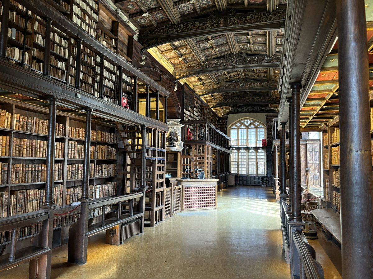 evohopp's tweet photo. Opening up the oldest library in Europe. First task of the day 📚 https://t.co/XFp4TSCuKx