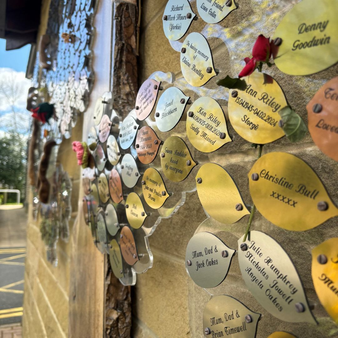 Our beautiful Memory Tree 🌳🥰

A leaf on our Memory Tree can make a lovely gift for someone remembering their loved one.

Please visit our website or call 01422 387121 to find out more 💙

buff.ly/2HmTItL