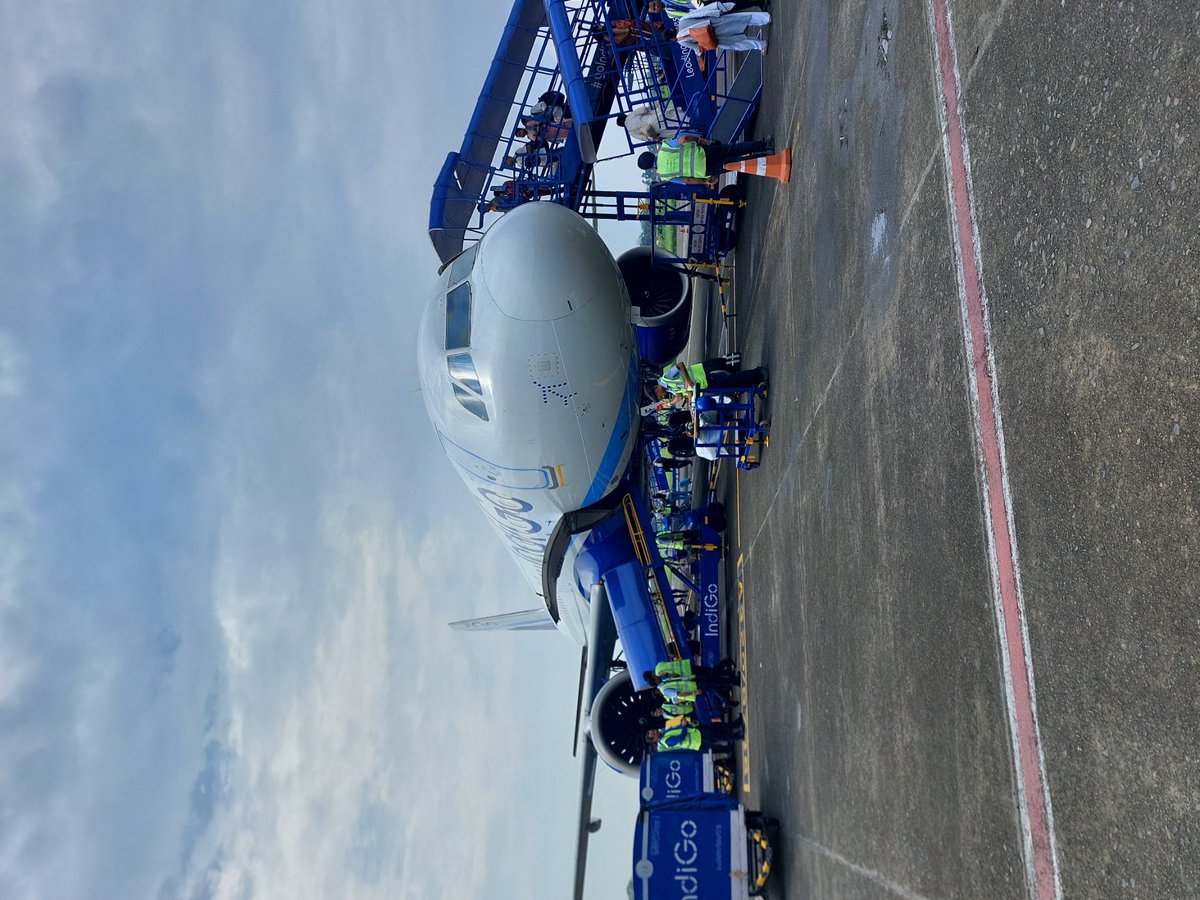 Destination: unknown!
<a href="/IndiGo6E/">IndiGo</a>