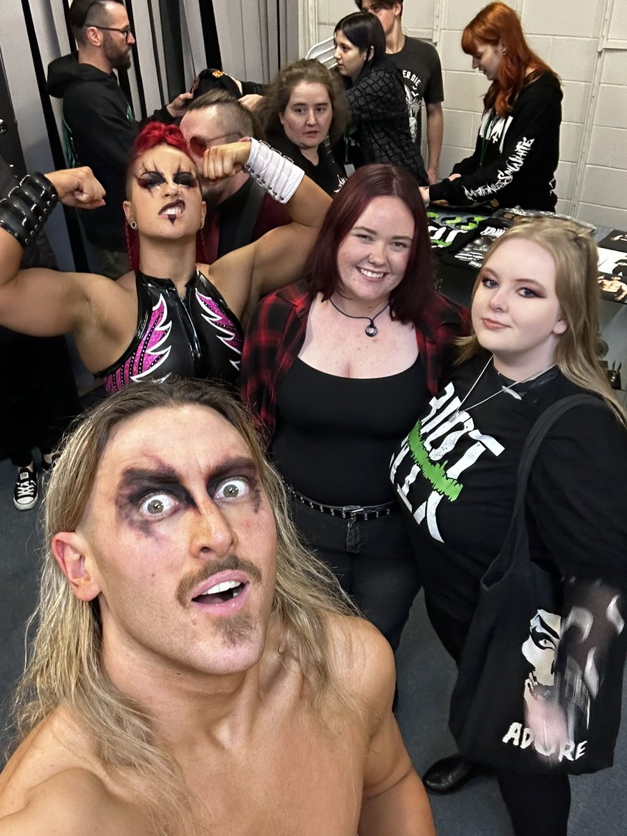 jas_rogers_'s tweet photo. tonight 🤍 https://t.co/gJLW7hxNuz