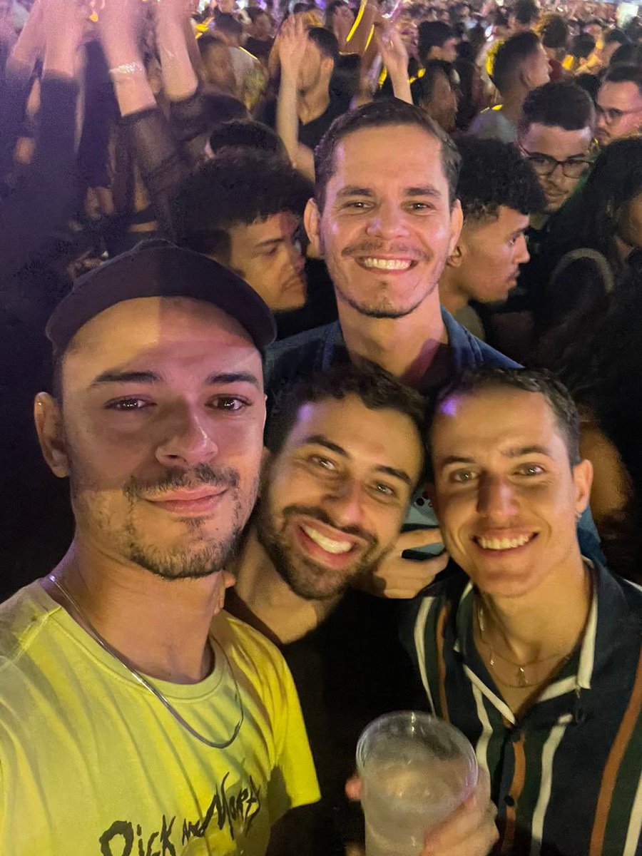 Felipecassio30's tweet photo. Quando se juntam, só estrago! 😂🫶🏼 https://t.co/nUUvOvP8l7