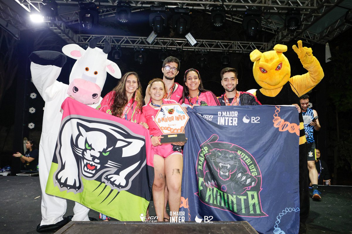 __renasceleste_'s tweet photo. orgulho de ser Faminter 💖💚🐾 https://t.co/ZPd7Tw8v80