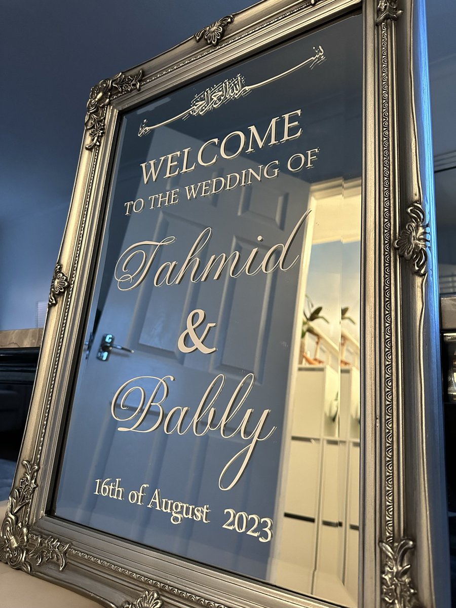 creations_bytee's tweet photo. •Mirror wedding sign• https://t.co/p13cLTlFnY