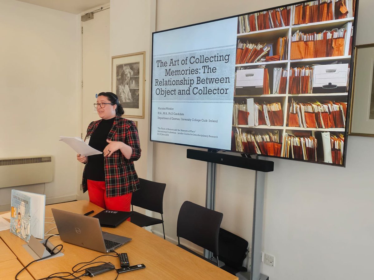 Finished for the day, oved discussing #archives and my fieldwork process with <a href="/theriversideUCC/">The River-side</a>! Thanks <a href="/LCIResearch/">London Centre for Interdisciplinary Research</a> for the opportunity!