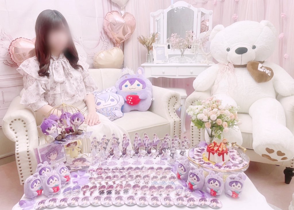 love_runamori's tweet photo. 💐🐇 𝐇𝐚𝐩𝐩𝐲𝐛𝐢𝐫𝐭𝐡𝐝𝐚𝐲
                       𝐧𝐚𝐧𝐚𝐦𝐨𝐫𝐢 💐🐇

離れていても心はずっと𓂃𓈒𓏸︎︎︎︎

この先もあなたと笑い合える日々を．
素敵な一年になりますように🥂🌟

 #ななもり誕生祭2024 
 #なーくん誕生祭2024 https://t.co/l6GLzluZ2L