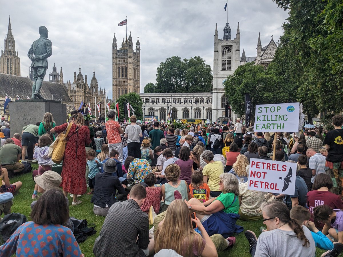 Dr Samantha Franks (@_samanthafranks) on Twitter photo An incredible day with ~80-100k others <a href="/RNNMarch/">Restore Nature Now</a>. Incredible vibe, clever signs, amazing costumes. <a href="/_LucyWright/">Dr Lucy Wright (she/her)</a> #RestoreNatureNow An incredible day with ~80-100k others <a href="/RNNMarch/">Restore Nature Now</a>. Incredible vibe, clever signs, amazing costumes. <a href="/_LucyWright/">Dr Lucy Wright (she/her)</a> #RestoreNatureNow