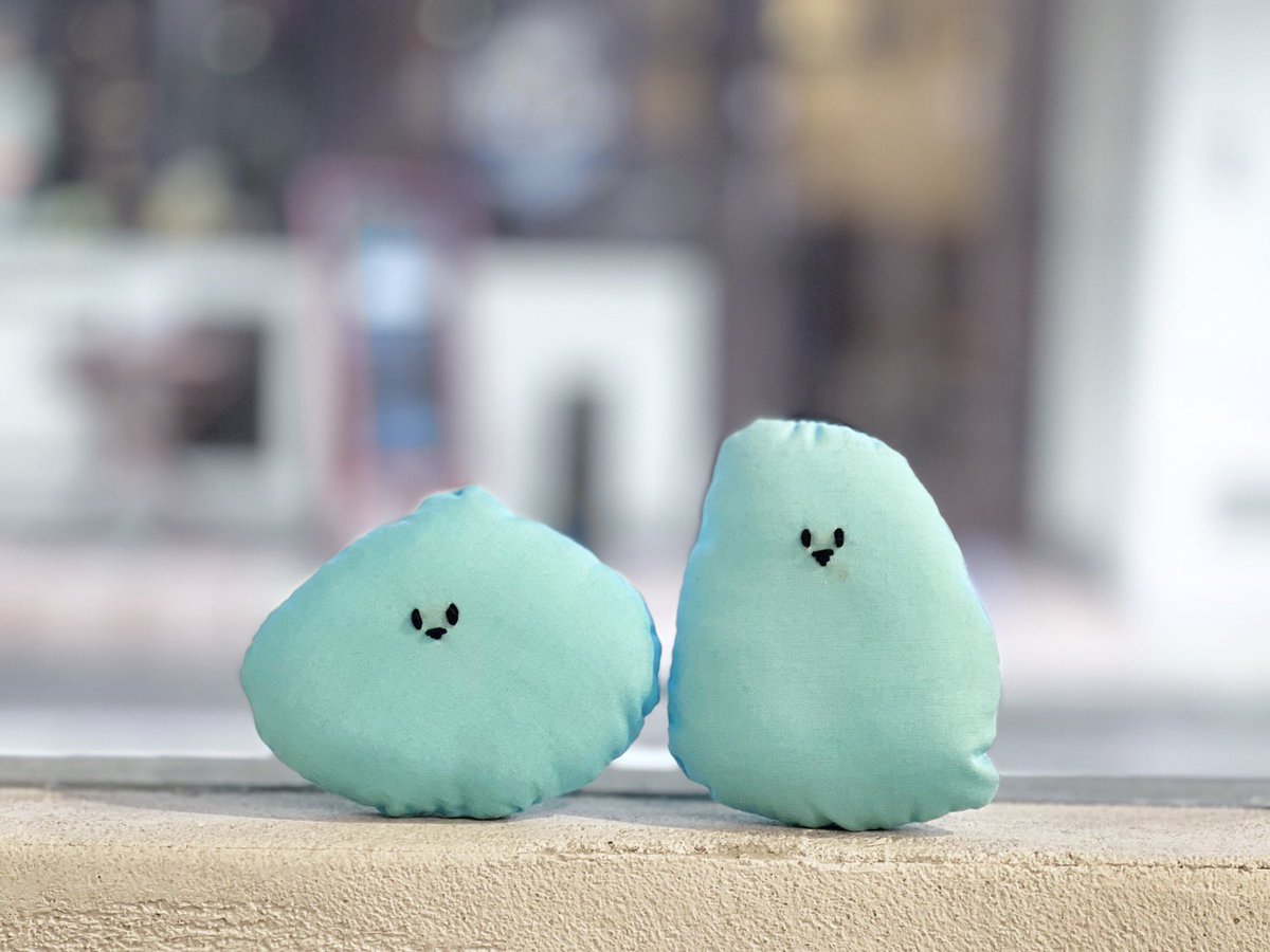 1日目楽しかった〜！！
やっぱり展示会って、みんなからの「かわいい〜」を心に貯める素晴らしい機会だなと再確認。これでまた作りたくなっちゃう☺️
#つゆのさんずい展