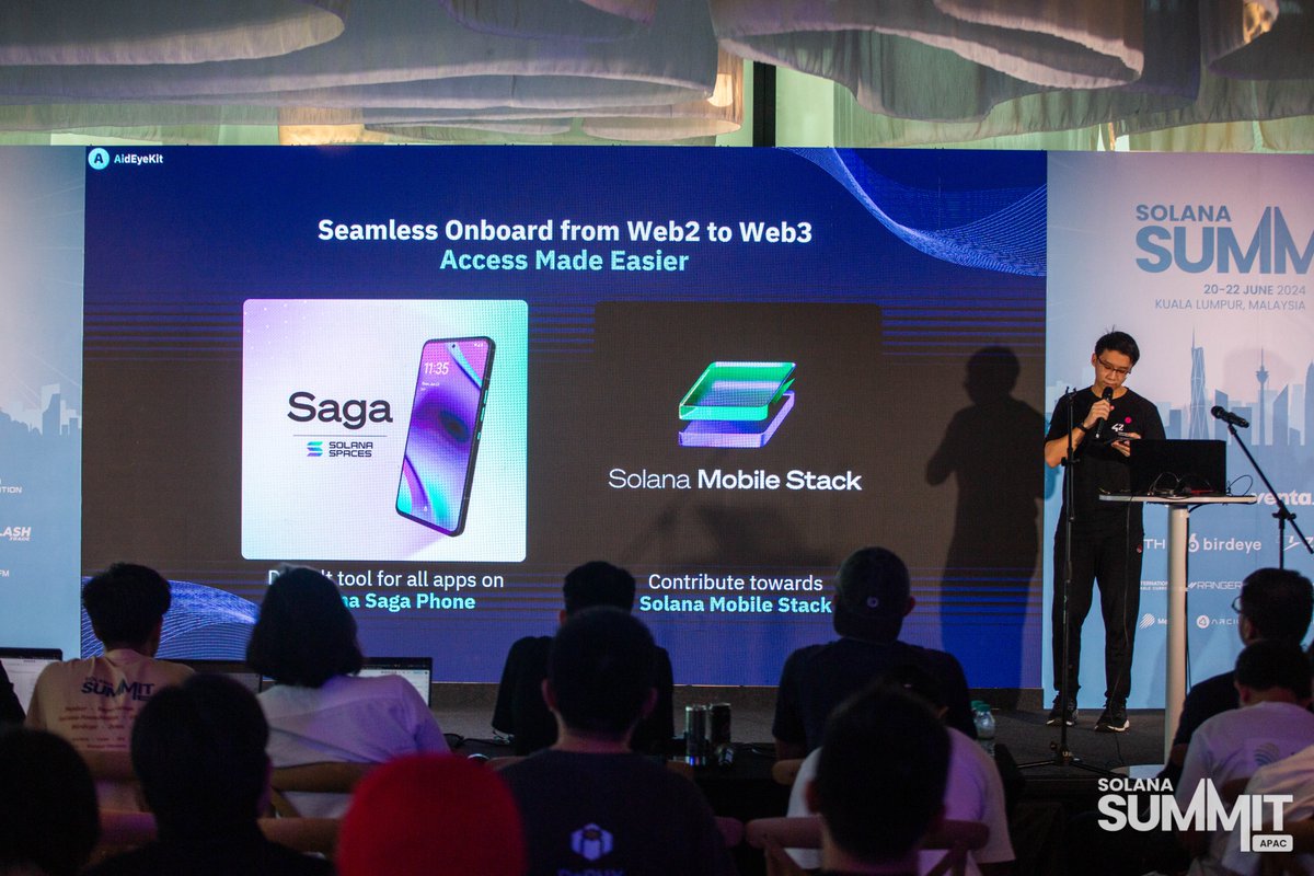 SolanaSummitOrg's tweet image. 3️⃣ prize goes to @AidEyeKit 🥉

A tooklit enabling app makers to create visual guides within apps. It's already the default tool for apps on @solanamobile 📱