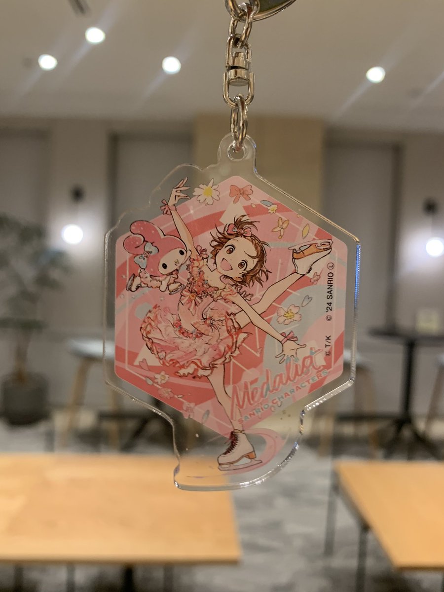 メダリスト、サンリオキャラクター アクリルキーホルダーセット 漫画「メダリスト」⛸🏅 (@medalist_AFT): 