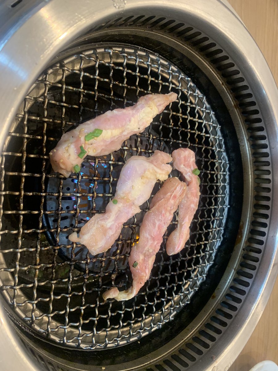 今日の夜ご飯

牛星カルビおいしかったー！

#チムニー宣伝部