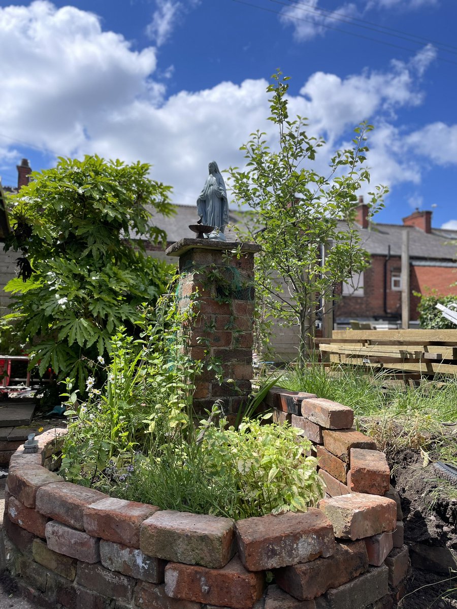 Even though all about her are unfinished jobs, plans yet to be realised, Mary holds her own in strength and serenity.  As I approach this final week before ordination with unanswered questions, messy loose ends still to tie, I’m praying in the garden for a bit of Mary energy.