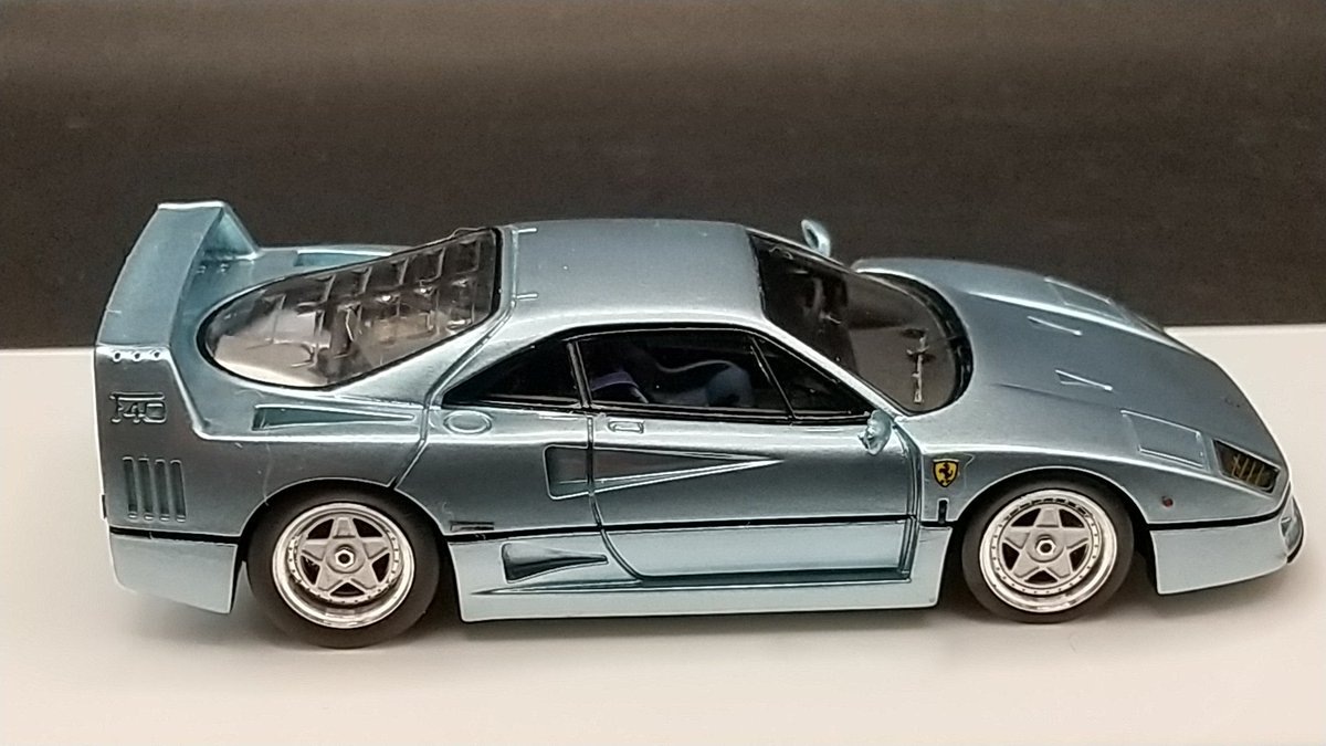 VsW6II31JIxfm8r's tweet photo. MY64 1/64 フェラーリ F40 Azzurro Hyperion Metallic Blue with Dark Blue Seat
#ミニカー
#my64
#フェラーリ
#f40 https://t.co/qJprcwzk6Y