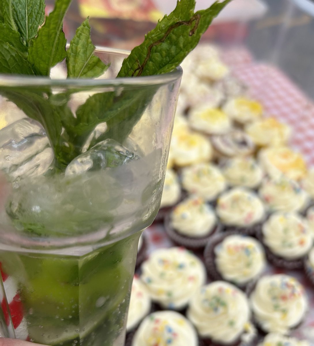 A mojito while minding the cake stall ⁦<a href="/stjudeslambeth/">St Jude's C of E</a>⁩ #summerfair