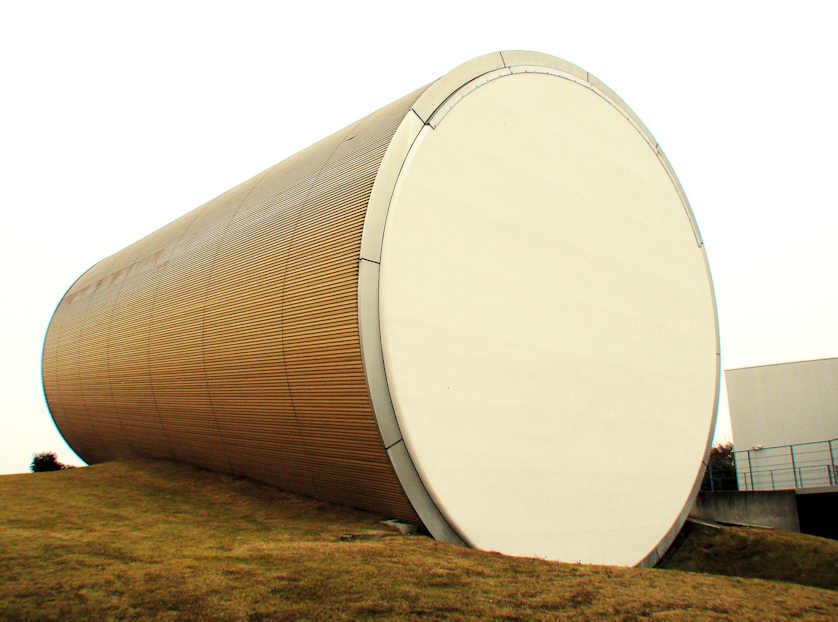 奈義町現代美術館1994by磯崎新