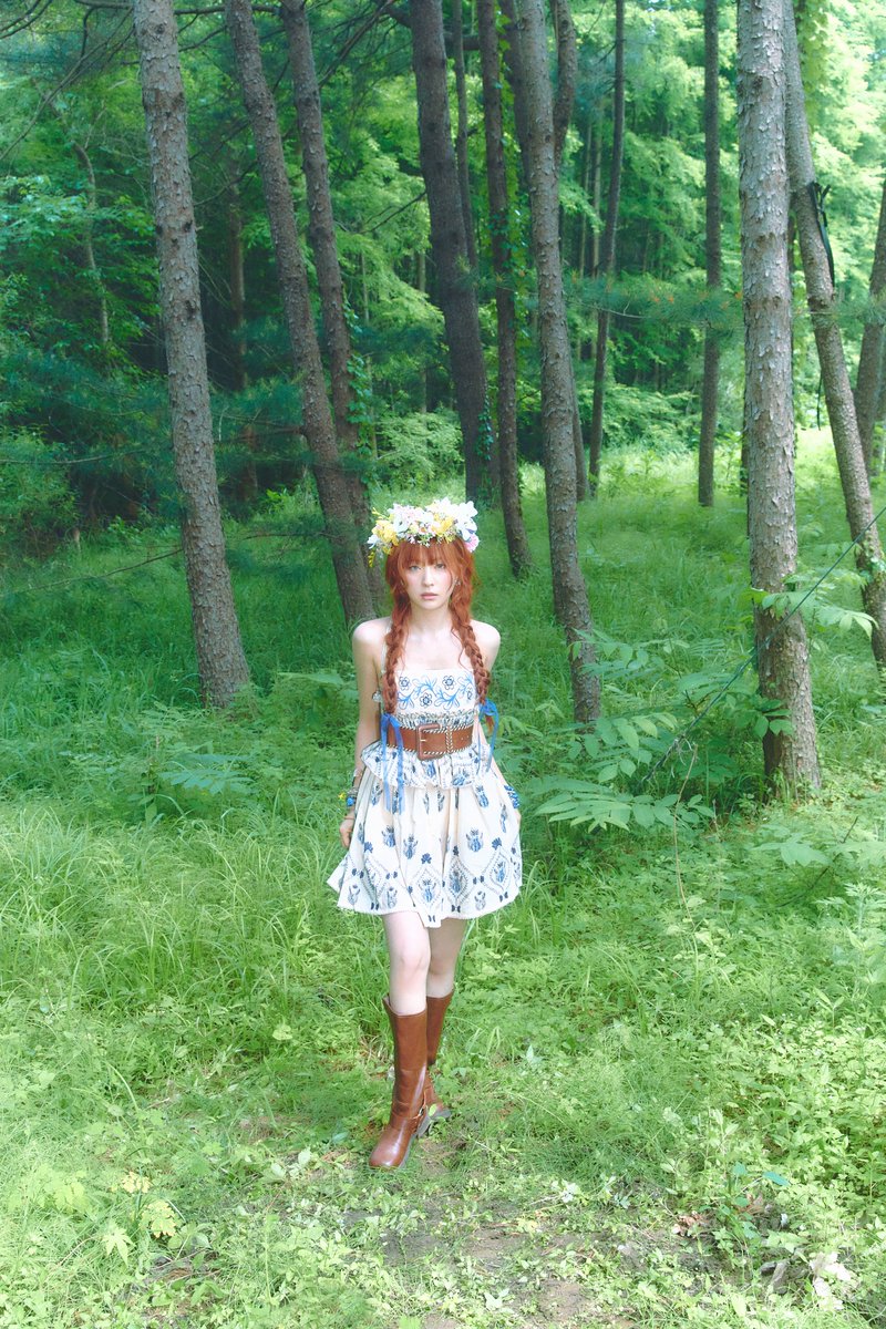 RVsmtown's tweet image. Red Velvet &apos;Cosmic&apos; MV Teaser image - SEULGI

💫 2024.06.24 6PM KST

💿 Pre-Save &amp;amp; Add &amp;amp; Order
RedVelvet.lnk.to/Cosmic

#레드벨벳 #RedVelvet
#슬기 #SEULGI
#코스믹 #Cosmic
#RedVelvet_Cosmic