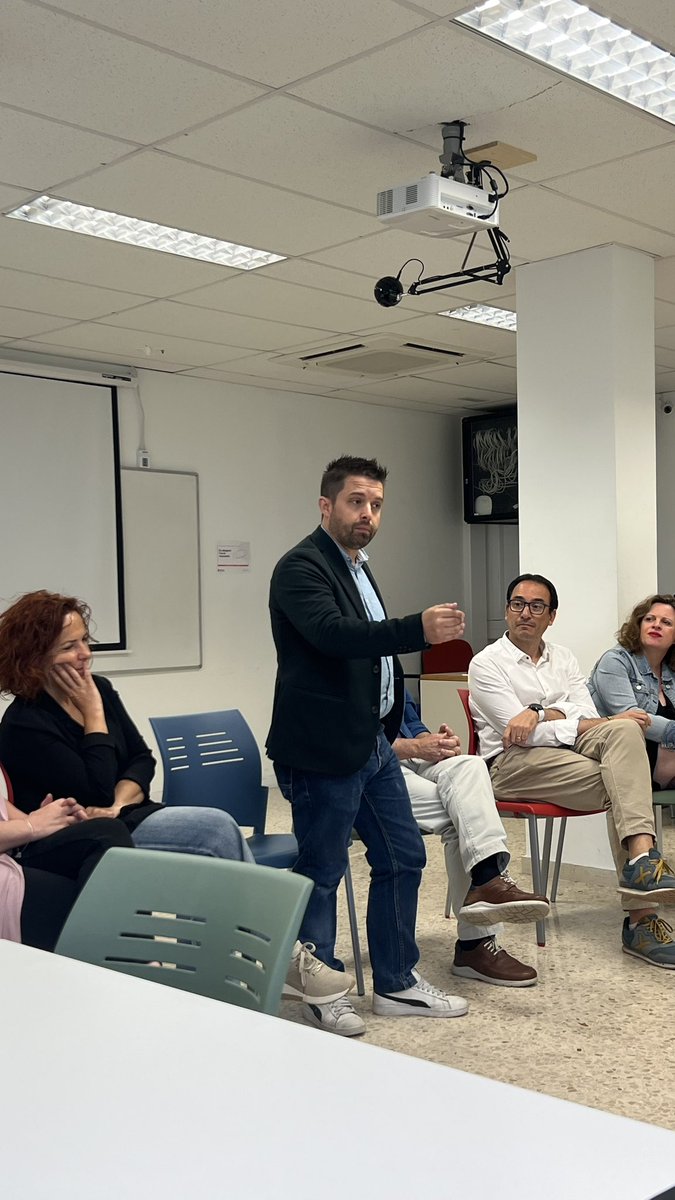 El Secretari de Formació del PSC <a href="/jonatanml/">Jonatan Martinez</a> ha clausurat oficialment el postgrau 😍 Moltes gràcies company!!!