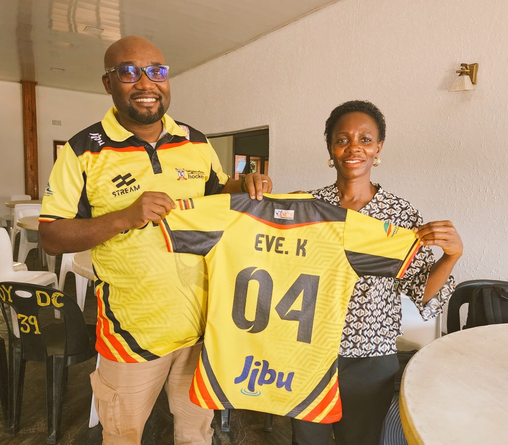the_serunjogi's tweet image. Mom, you're the real MVP! Your love &amp;amp; support mean everything. 
1st parent to travel far and wide for 🇺🇬 women's national team! And to Dad, your unwavering support and presence have been just as vital - thank you both for being my rock!
#Grateful #SupportiveParents #WomenInSports