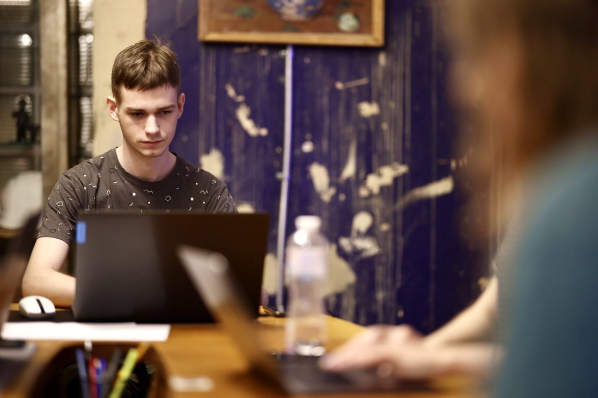 🔜💻We’re midway through the hackathon🔥

The projects are taking shape beautifully, keep pushing forward, teams!! 

Your hard work and dedication are truly impressive!🚀🤩