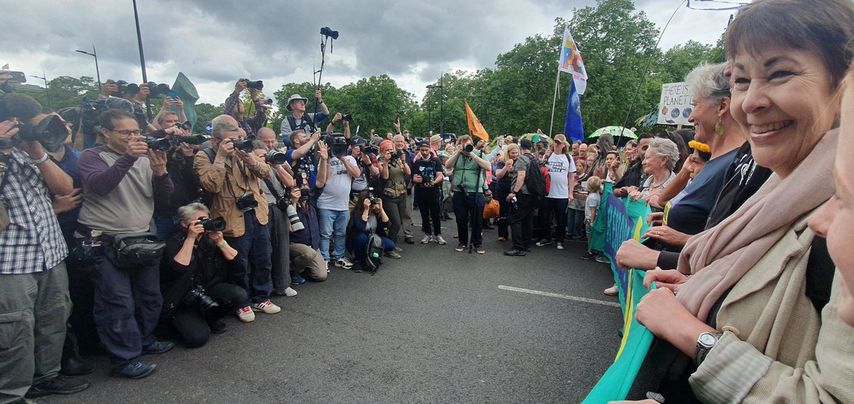 Dr Charlie Gardner (also on the blue place) tweet media