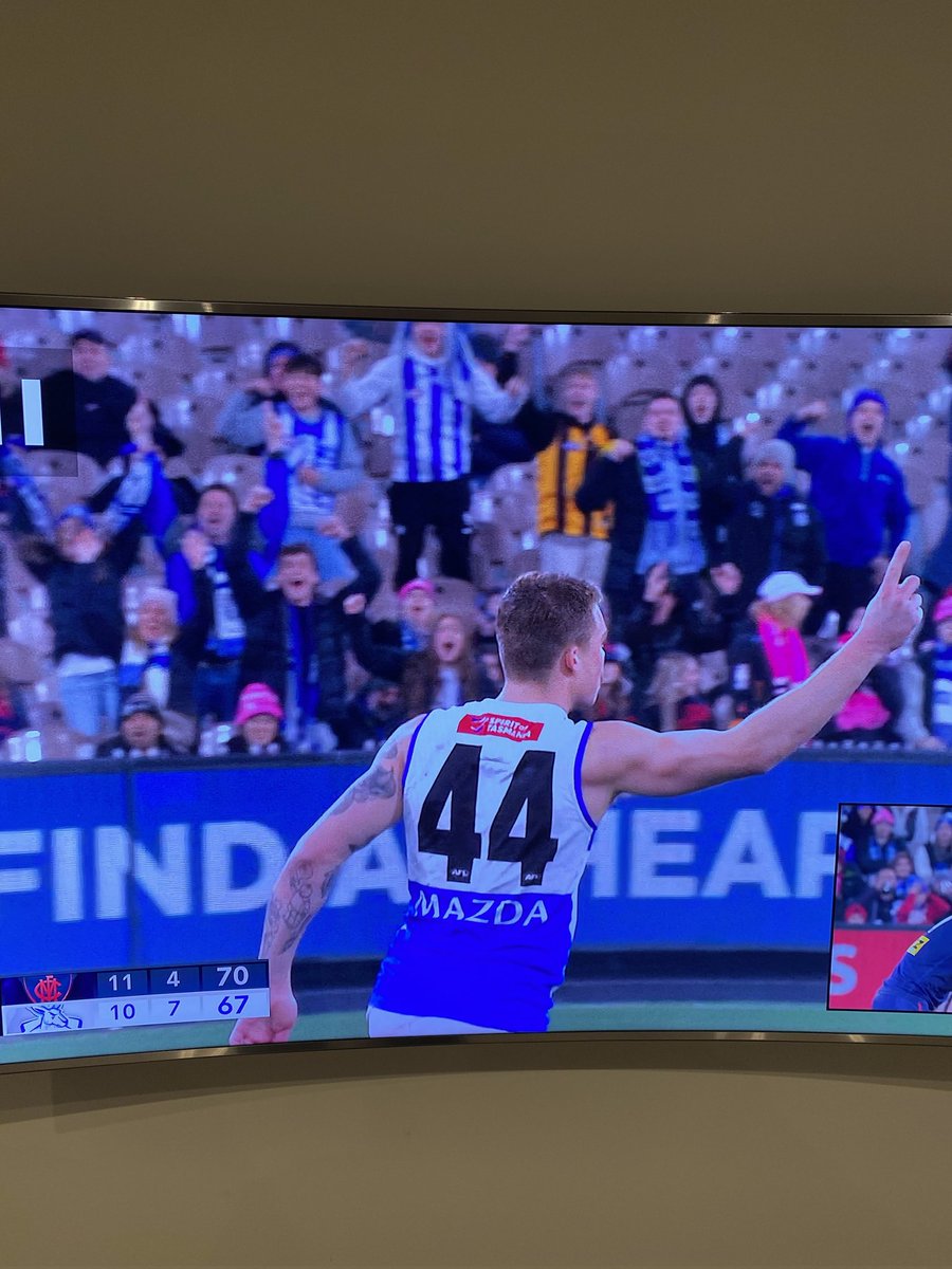 hawksconspiracy's tweet photo. #afldeesroos https://t.co/1J0hOBNFOB