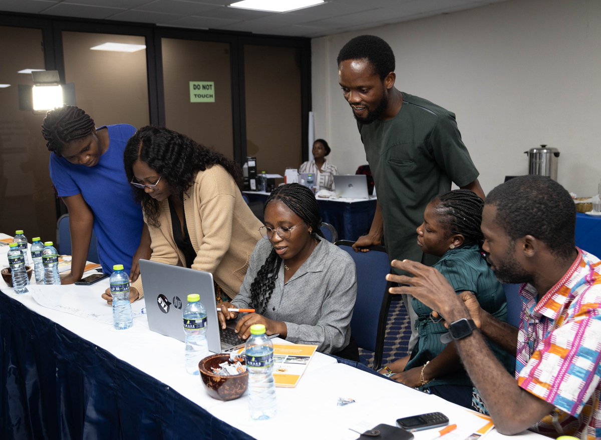 iamphilipteye's tweet image. This week in 🇬🇭, @TheMFWA zoomed its capacity-building focus on the impact of Reserve-Based Lending (RBL) on revenue mobilization and Illicit Financial Flows (IFFs). A fascinating convergence of data analysis and storytelling! #InvestigativeReporting #NaturalResources #IFFs #RBL