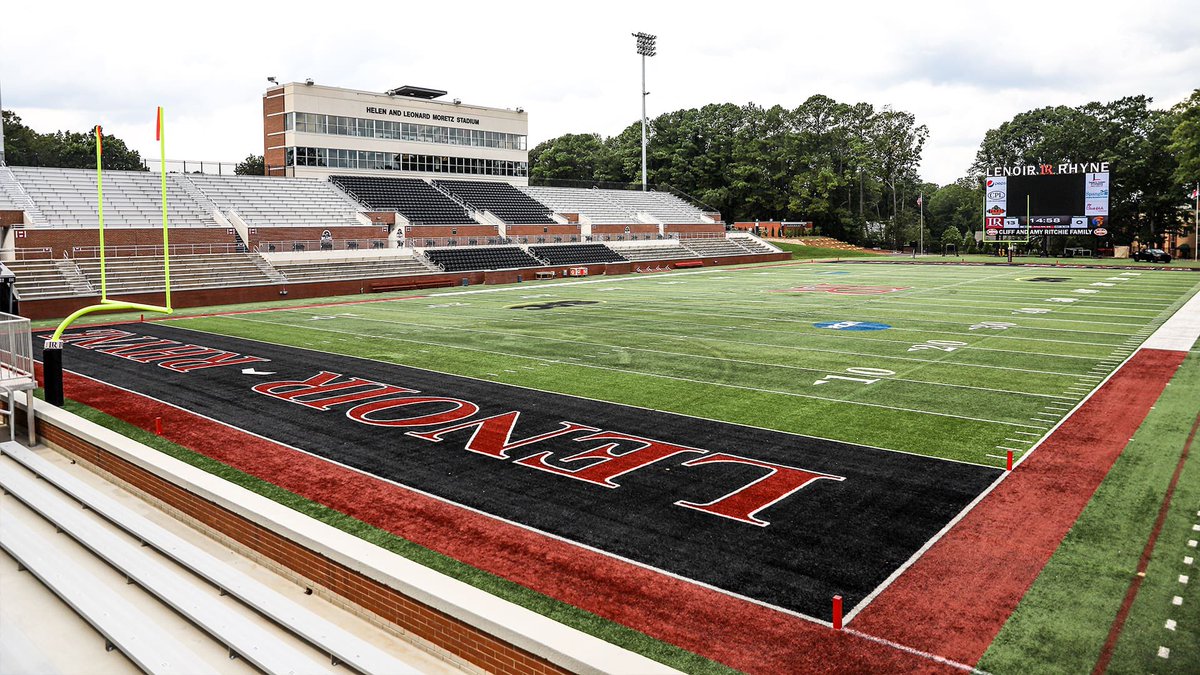 Excited to announce my commitment to Lenoir Rhyne‼️
<a href="/coachSocha/">Doug Socha</a> <a href="/CoachJLord1/">Jalani Lord</a> <a href="/NickVagnoneLR/">Nick Vagnone</a> <a href="/LRBearsFootball/">Lenoir-Rhyne Football</a>