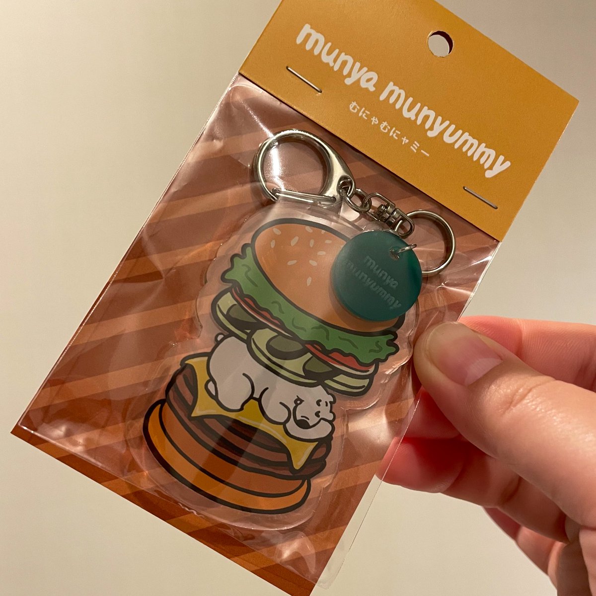 umeshio_desu's tweet image. ポートメッセなごやで開催中のクリエーターズマーケットに行ってきました。

グリーンカレーで寝るコアラのエコバッグなどを入手。満足。食べ物で寝る動物シリーズかわいい🐨新解釈タロットのアクキー「メンタルお化け」お守りにします。明日まで！

3号館　B-19
#ゆとりフリーター
#クリマ50