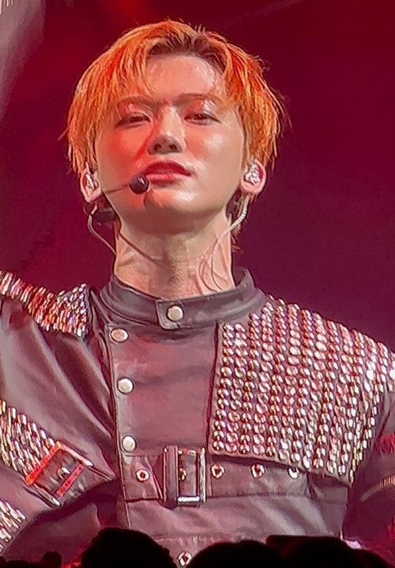 นี่ไม่ใช่เส้นเลือดค่ะ นี่ท่อน้ำเลี้ยงแจมเวน อมก แจมินㅠㅠㅠㅠㅠㅠㅠㅜㅠ