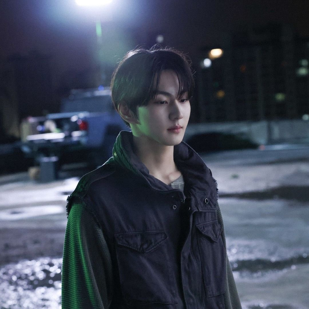 enhypenupdates's tweet photo. [INSTAGRAM] 240623

@.billboard Instagram Update with ENHYPEN!

“Exclusive: Check out a behind-the-scenes look at ENHYPEN’s 'UNTOLD' Concept Cinema, ahead of the release of their long-awaited 2nd Studio Album, 'ROMANCE : UNTOLD.' 🎥 🎶⁠
⁠
Photography: BELIFT LAB”

(1/2)

THE UNTOLD SHORT FILM
#ENHYPENwithLeeChoongHyun #ROMANCE_UNTOLD #ENHYPEN_2ndStudioAlbum #ENHYPEN @ENHYPEN_members @ENHYPEN