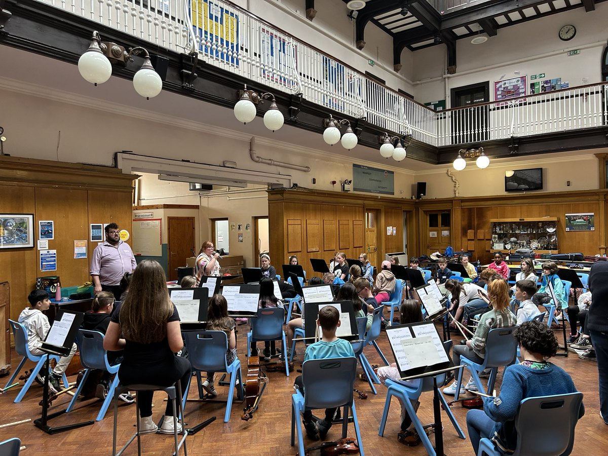 What a fabulous way to end a fantastic year! 45 beginner strings <a href="/Paisley_Grammar/">Paisley Grammar School</a> making music and meeting new friends. Total 🌟🌟. Huge thanks to our ever committed and inspirational string teachers 👏🏼