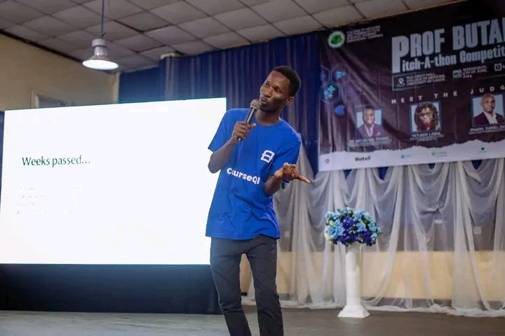 Fashorantilanre's tweet image. My team and I showcased CourseQR at a PitchAthon event at the College of Medicine, University of Lagos.

#CourseQR is your go-to platform for accessing departmental resources such as documents, videos, images, quizzes, and more.

Below are Highlights of our showcase in pictures.