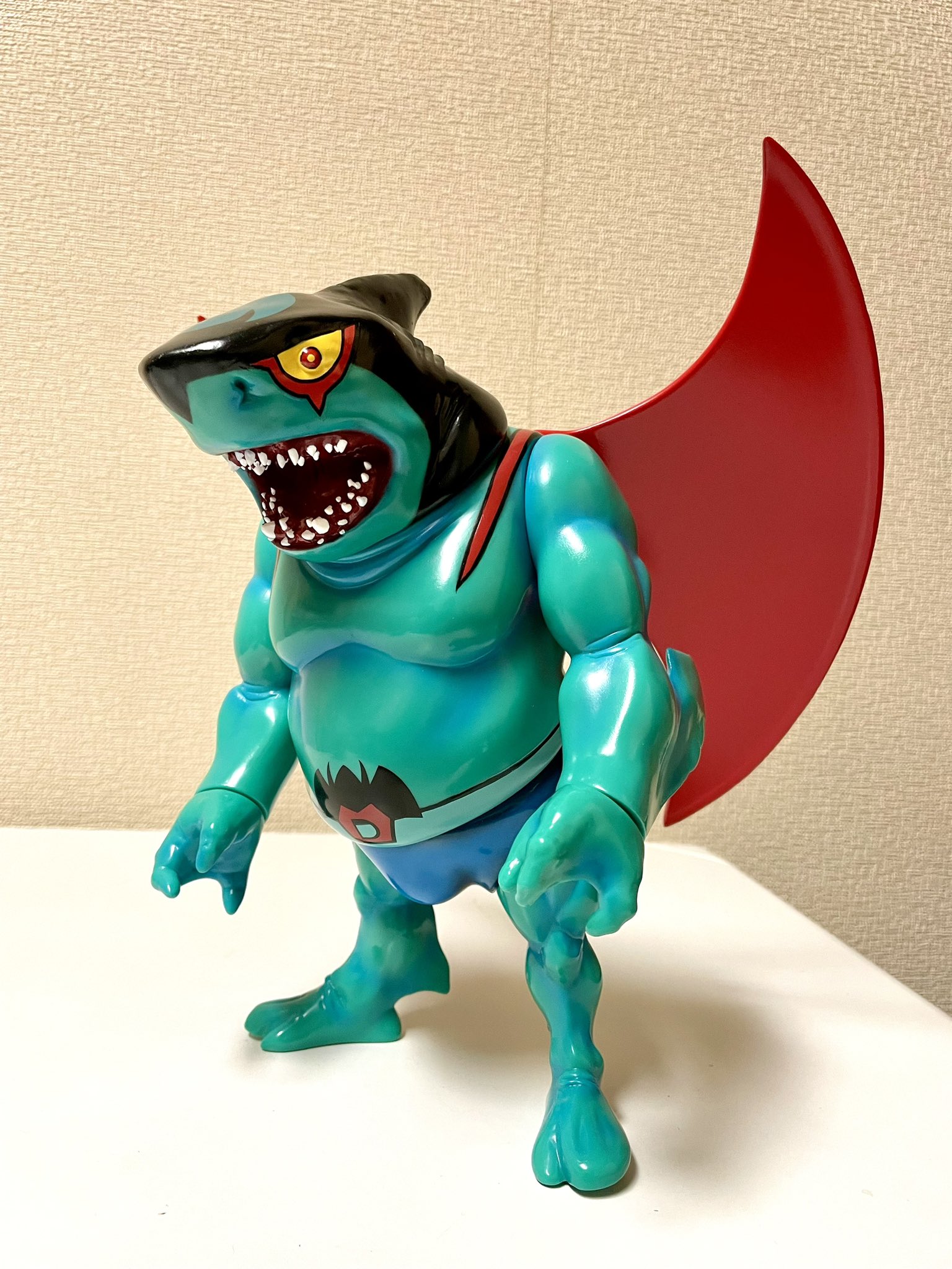 新品Momoco studio シャークパパ デビルマン 墓場の画廊限定色 momoco