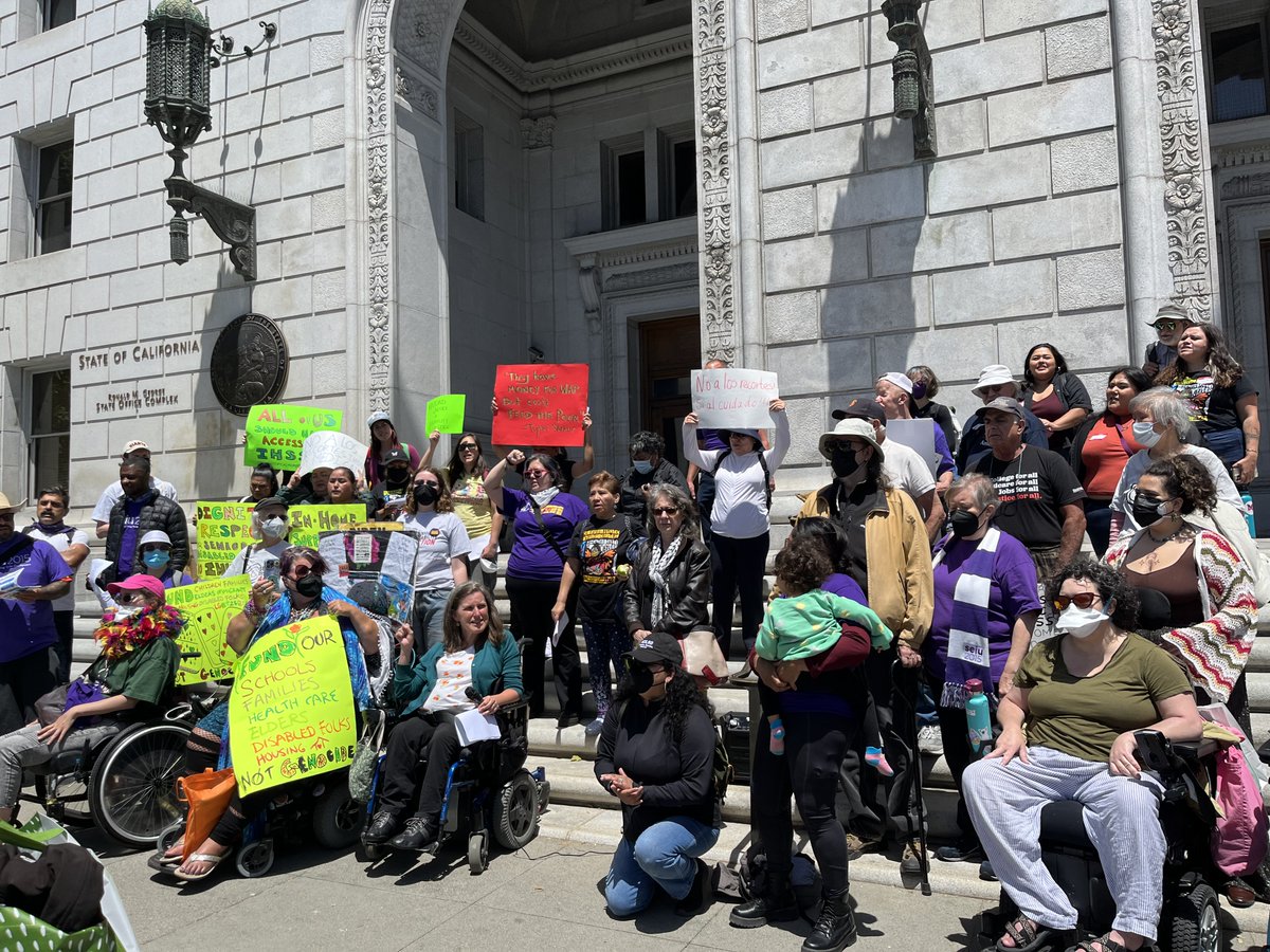 HiHemployers's tweet image. Today marks the 25th Anniversary of the #Olmstead decision. The 1999 U.S. Supreme Court decision of Olmstead v. L.C. continues to be relevant today! 1/4 🧵

#OurHomesNotNursingHomes