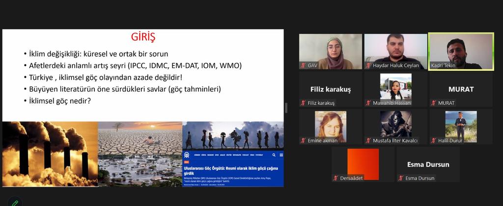 Tez Sunumları Seminer Serimiz kapsamında bugün, "Küresel İklim Değişiminin Göçler Üzerine Etkileri ve Türkiye'ye Dair Öngörüler" başlıklı seminerimizde Dr. Mehmet Kadri Tekin'i dinledik.  Değerli hocamıza ve katılımcılarımıza teşekkür ederiz.