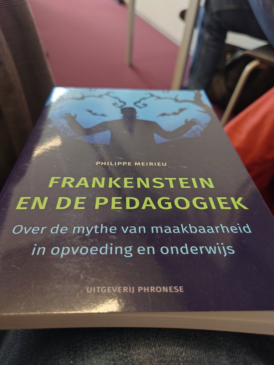 Vandaag bij <a href="/researchED_NL/">researchED Nederland</a> #RedNL24 gewonnen bij <a href="/amberwalraven/">Amber Walraven @amberwalraven.bsky.social</a> <a href="/TeacherTappNL/">TeacherTappNL TeacherTappNL@mastodon.education</a> 🎉🎉 laat de vakantie maar komen 😁