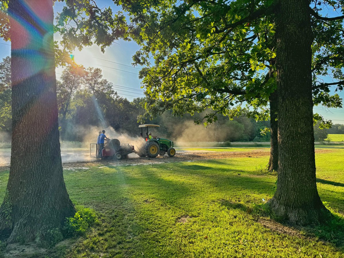 Pollock Landscaping (@pollocklandscap) on Twitter photo Wrapping up 20 acres of fairway sprigging for @dreamvalleygolfcourse They are going to have some sweet Northbridge fairways later this summer. We’re very excited to see the transition.
<a href="/SodSolutions/">Sod Solutions</a>
.
.
.
#pollocklandscaping #fieldsbykp #sprigging #golf #springfield Wrapping up 20 acres of fairway sprigging for @dreamvalleygolfcourse They are going to have some sweet Northbridge fairways later this summer. We’re very excited to see the transition.
<a href="/SodSolutions/">Sod Solutions</a>
.
.
.
#pollocklandscaping #fieldsbykp #sprigging #golf #springfield