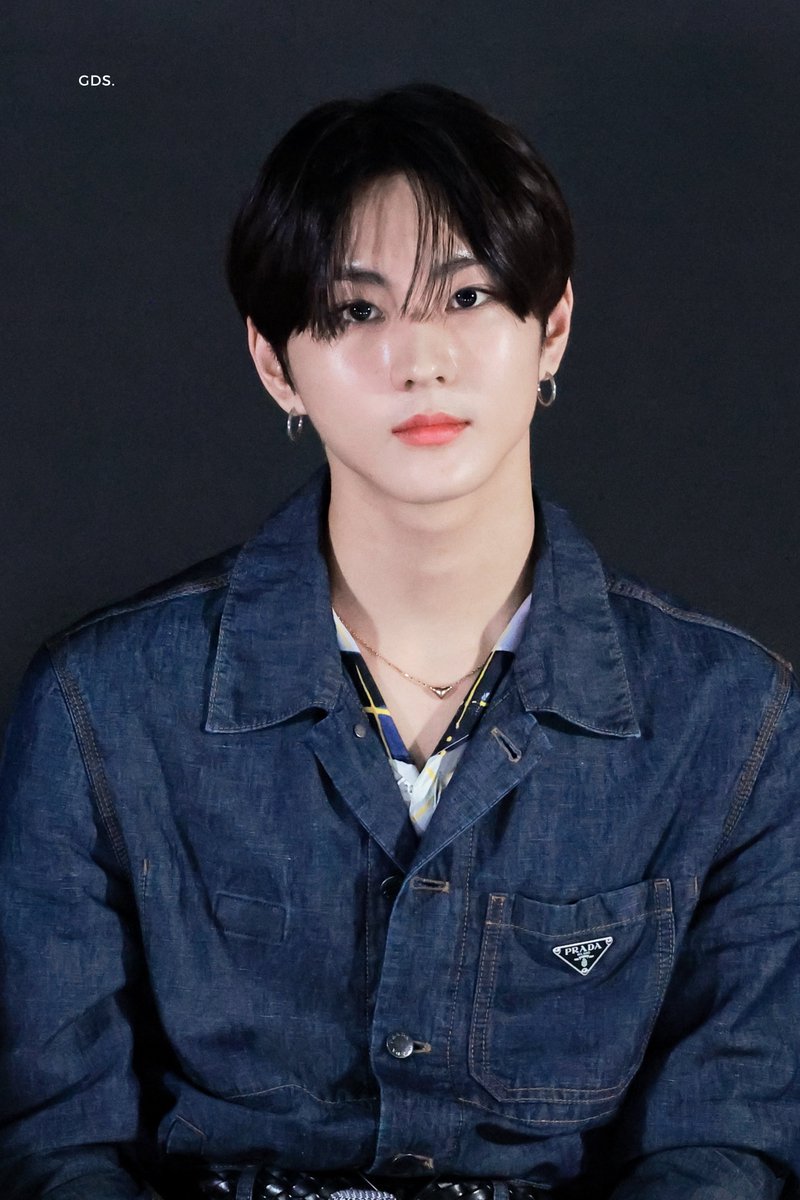 大学 割引 GQrj7r-bIAMeei9.jpg K-POP・アジア