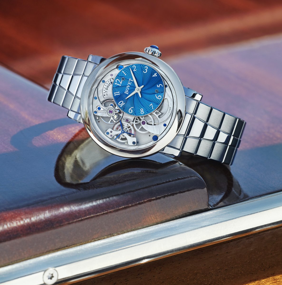 timezone_com's tweet image. From the House of @Bovet_1822 the Recital 12 with their first ever bracelet (forums.timezone.com/index.php?t=tr…)