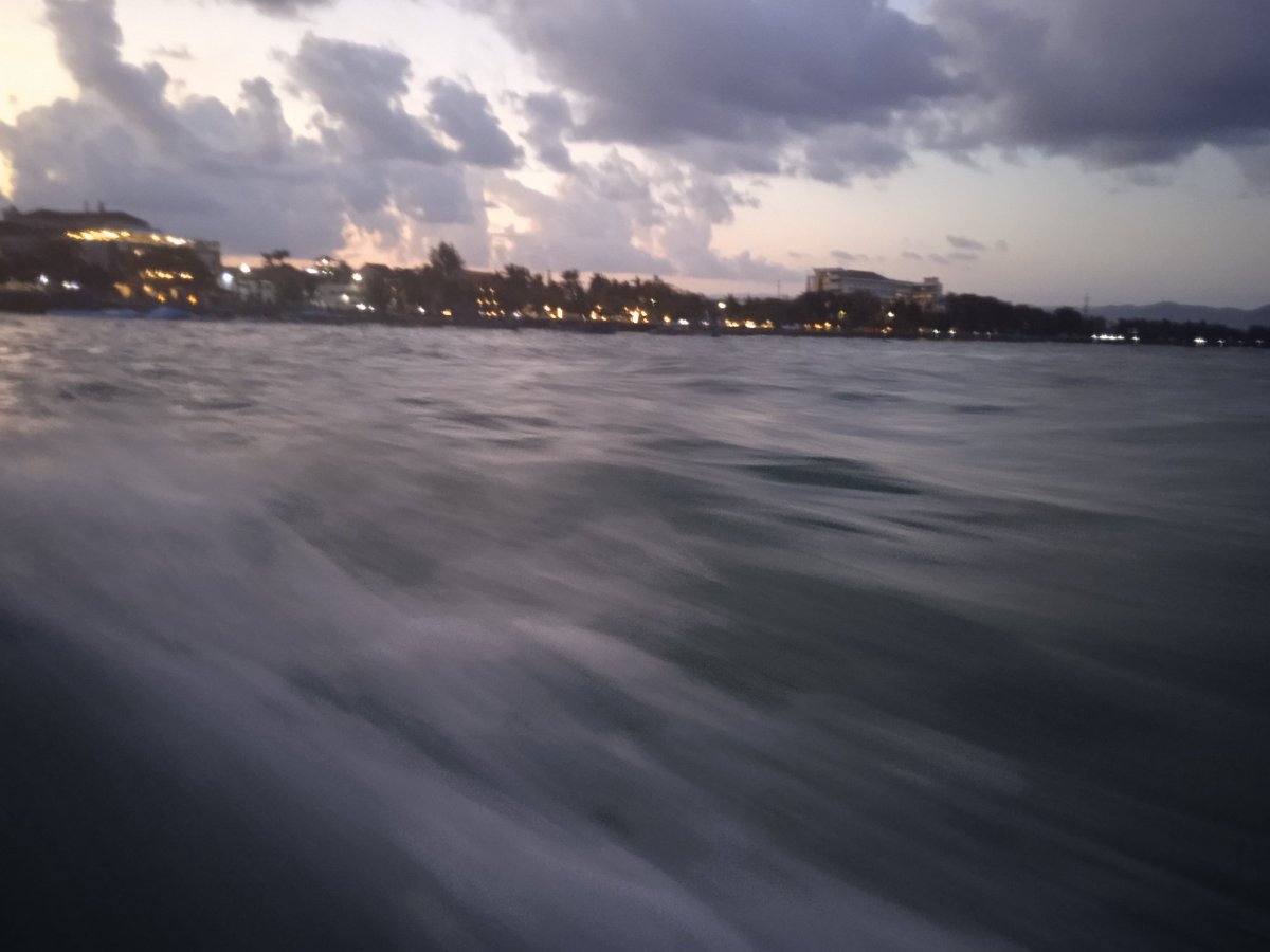 Xpans2's tweet image. #Pangandaran...yuuuh malmi gu....