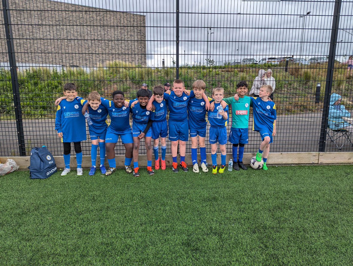BSCGlasgow's tweet photo. BSC 2014 Lightning played in the Western football festival today.
Lost to Bishopton fc and beat Western city and Kilsyth ath
Great effort from everyone. #BSCPride https://t.co/ZuYhhnfNL4