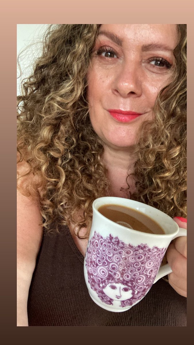 Curls262's tweet photo. Satdy #brewoclock π https://t.co/A0j7PoBXLL