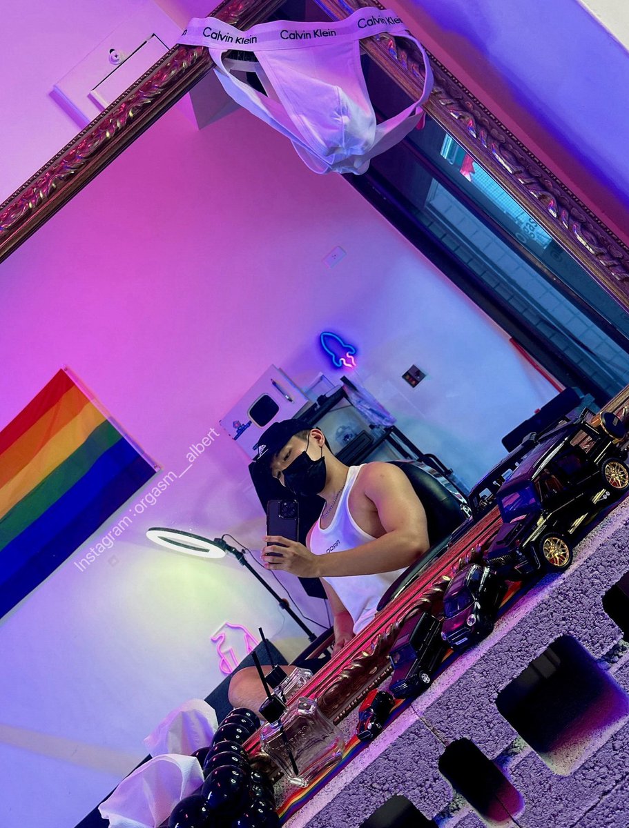 高雄哪裡找這樣的理髮師🔥

#楠梓 #OrgasmBarbershop