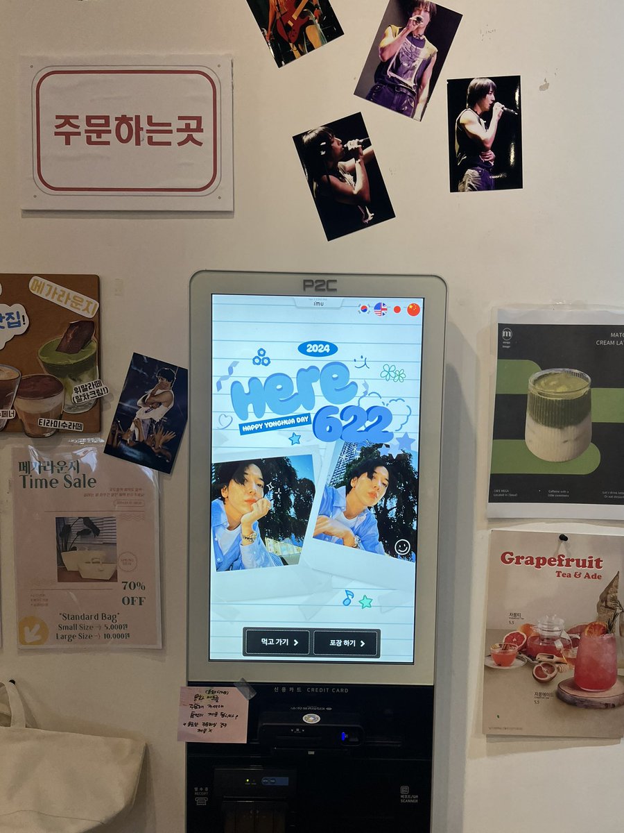 ekdls4193's tweet photo. 2일차도 야무지게 다녀온 고무…✨
처음 볼 단 몰랐던 감정들이 차올랐던 좋은 경험을 했습니다🥲 책상 위 적혀있던 메모들이 가장 인상깊어서 계속 보다가 아쉽게 떠나갔어요 🥲 다시한번 좋은 카페 열어주셔서 감사합미다 ♥️✨♥️

#Here622
#용화는_기억해_넌_잘하고_있어

@Here622 https://t.co/70gElEC3ud