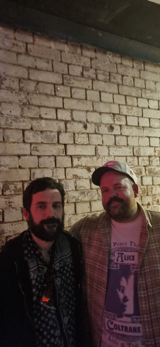 BadJohnnyLaw's tweet photo. Go to see one of my favourite songwriters tonight and got a photo, clearly ecstatic in the photo with @DonovanWoods .
#singersongwriter #livemusicbrisbane #NewReleaseAlbum https://t.co/o34gSQ6h3U