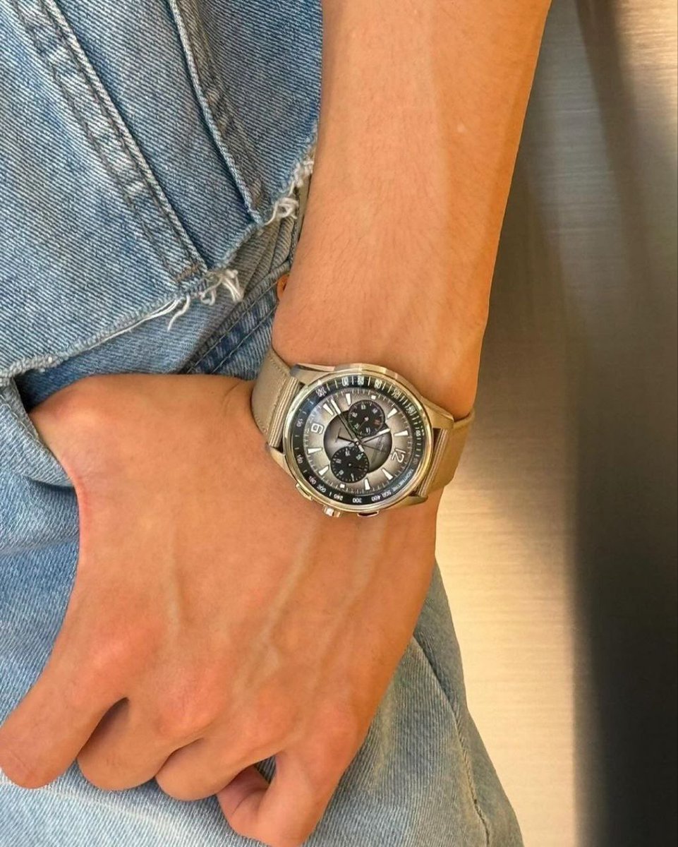 tbzs_archive's tweet image. [240622] 🐱 juyeon (tbzuyeon) on instagram update 

So fresh💙 
@ jaegerlecoultre 
#jaegerlecoultre 
#adventurespirit 
#polaris #예거르쿨트르 
#폴라리스 #어드벤처스피릿