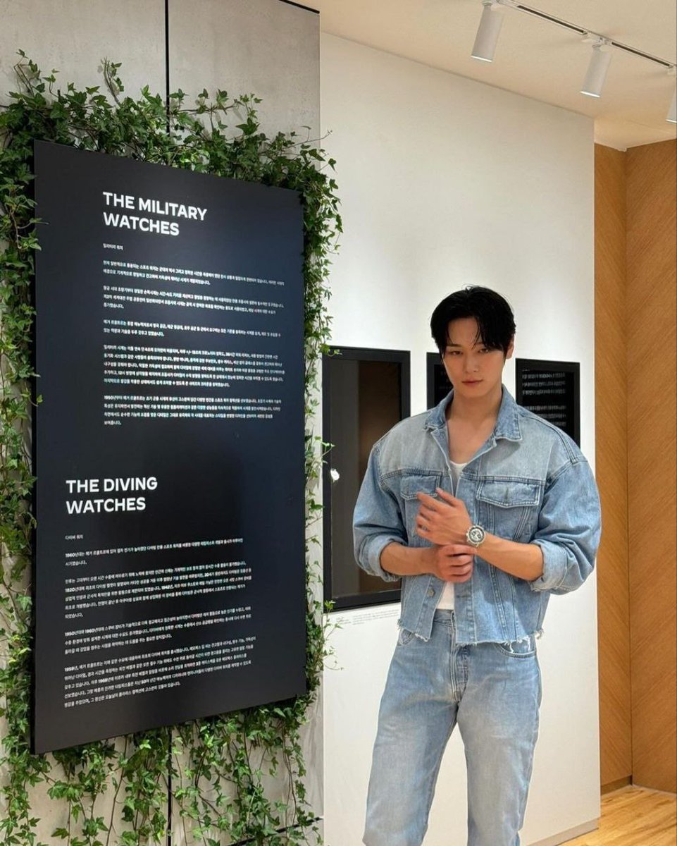 tbzs_archive's tweet image. [240622] 🐱 juyeon (tbzuyeon) on instagram update 

So fresh💙 
@ jaegerlecoultre 
#jaegerlecoultre 
#adventurespirit 
#polaris #예거르쿨트르 
#폴라리스 #어드벤처스피릿